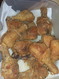 A picture of Mommy's Fried chicken.