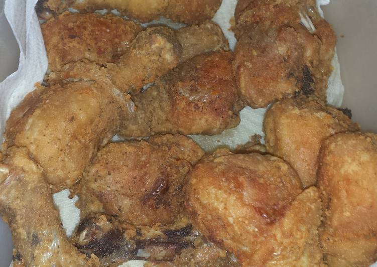 Simple Way to Prepare Ultimate Mommy&#39;s Fried chicken