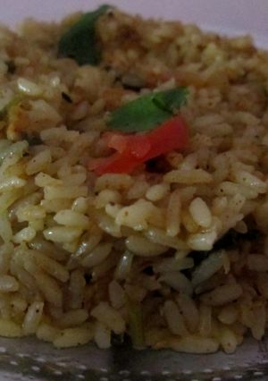 A picture of Easy Chicken rice.