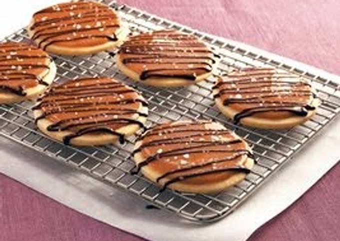 Salted Caramel Shortbread Cookies (Betty Crocker)