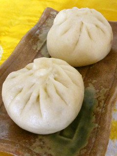 A picture of Carrot Filled Steamed Buns - A Dim Sum Item.