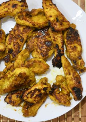 A picture of Chicken Satay.