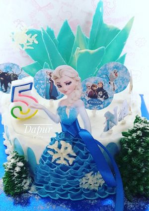 Foto resep Frozen Birthday Cake / Kue Ulang tahun Elsa / Elsa Birthday Cake