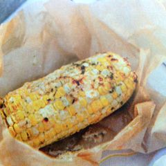 A picture of Garlicky Cheese-Crusted Corn (Yankee).