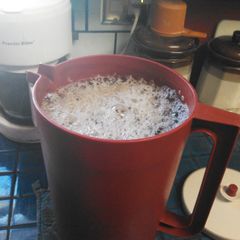 A picture of Coffee maker iced tea.