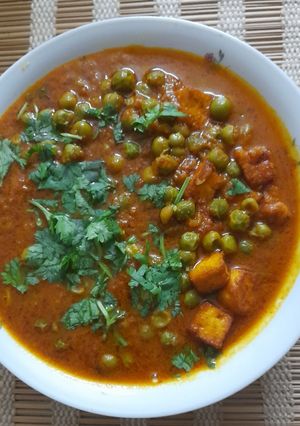 মটর পনীর (matar paneer recipe in Bengali) রেসিপির প্রধান ছবি