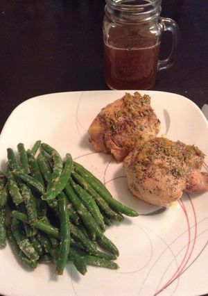 A picture of Garlic Rosemary Pan Baked Chicken.