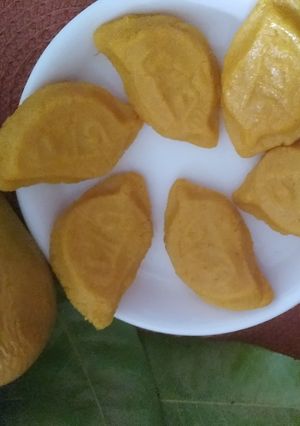 A picture of Mango sandesh.