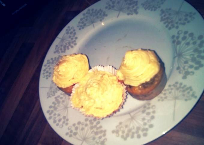 Recipe of Homemade Banana and syrup cupcakes