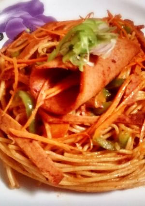 A picture of Chicken salami Spaghetti.
