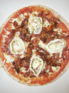 Una foto de Pizza "Ibérica" fit