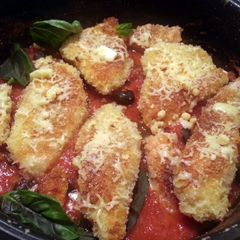 A picture of Chicken Marinara.
