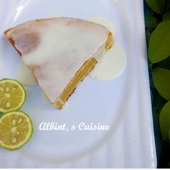 A picture of Lemon cake.