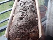 Una foto de budín marmolada con aceite