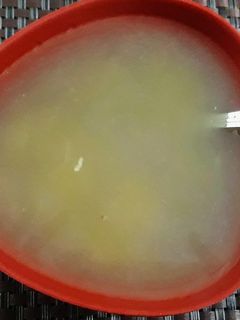 চিকেন ক্লিয়ার স্যুপ (chicken clear soup recipe in bengali) রেসিপির প্রধান ছবি