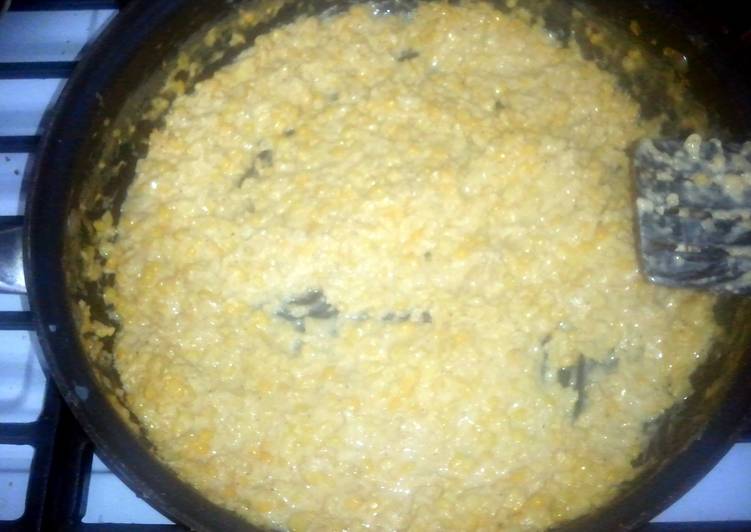 Steps to Make Favorite Fried Creamed Corn