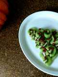Salada de frutas arvore de natal de kiwi e romã