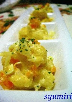 A picture of Curry-Flavored Egg and Cauliflower Salad.