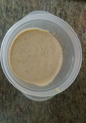 A picture of Layne's Sauce.