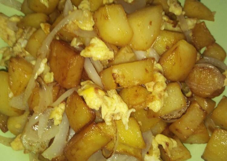 Cara Gampang Membuat Bratkartoffeln a.k.a kentang tumis ala Jerman yang Sempurna