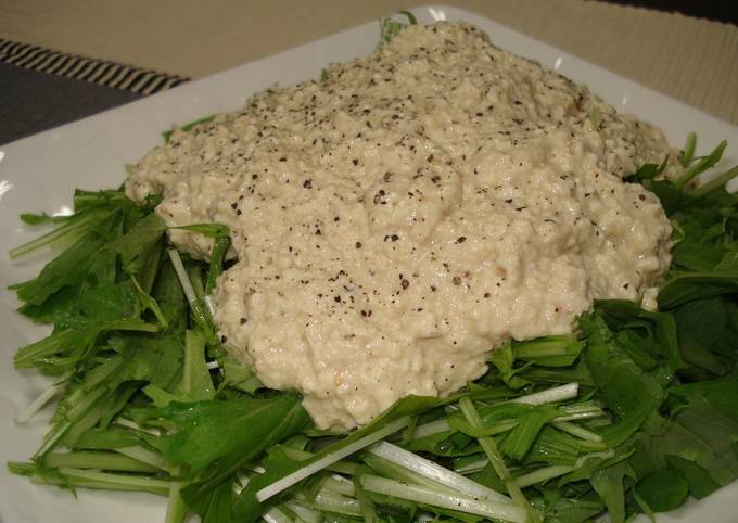 Mizuna Salad with Tofu Dipping Sauce