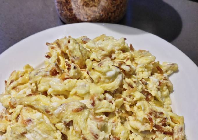 Recipe of Any-night-of-the-week Scrambled Eggs with Dried Tiny Shrimps