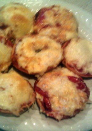 A picture of mini Bagel Bites.