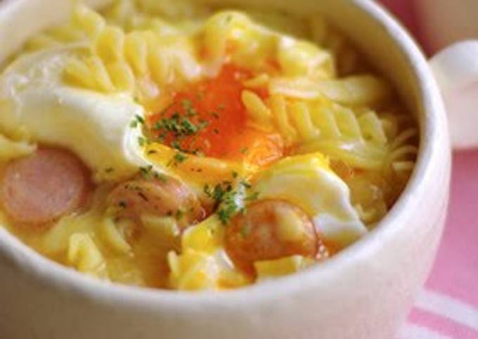 Gooey, Cheesy Soup Pasta with Soft-Boiled Egg