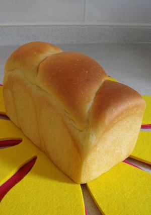 A picture of Orange Bread.