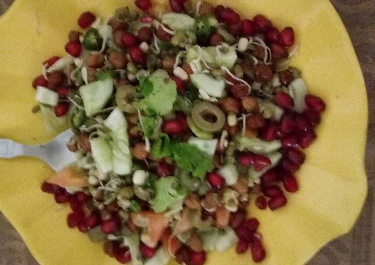Mix sprouts salads