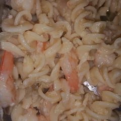 A picture of Easy Gluten Free Garlic Shrimp Pasta.