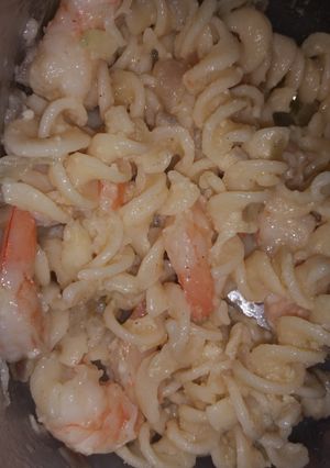 A picture of Easy Gluten Free Garlic Shrimp Pasta.