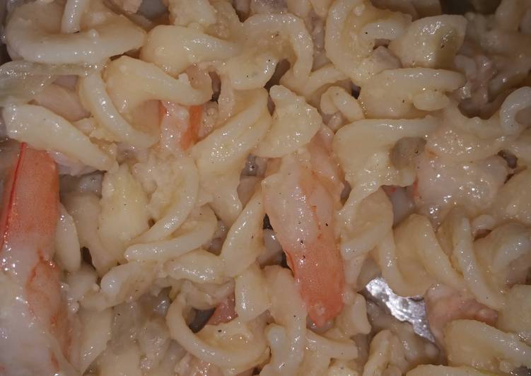 Easiest Way to Prepare Perfect Easy Gluten Free Garlic Shrimp Pasta