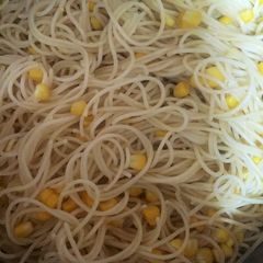 A picture of Spaghetti with Corn.