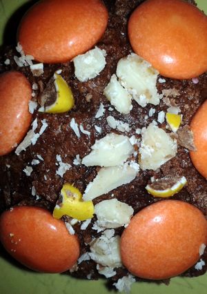 A picture of oringe cool cake.