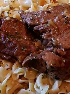 A picture of Slow Cooked Country Style Ribs.