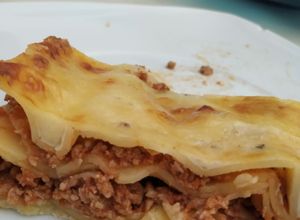 Foto principal de Lasaña de carne y bechamel para 6 personas