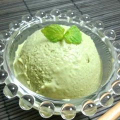 A picture of Smooth Tofu Matcha Ice Cream.