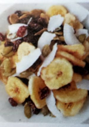 A picture of Coconut "gorp".