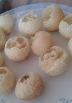 A picture of Homemade Pani puri.