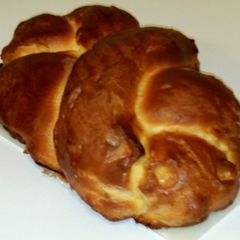 A picture of Braided Brioche.