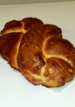 A picture of Braided Brioche.