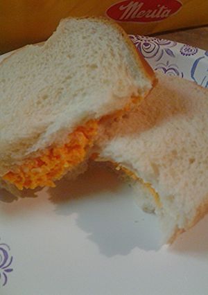 A picture of Pimento cheese sandwich.