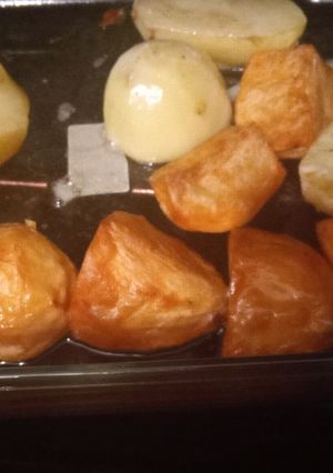 A picture of #Christmasgift Roast potatoes using just spray oil.
