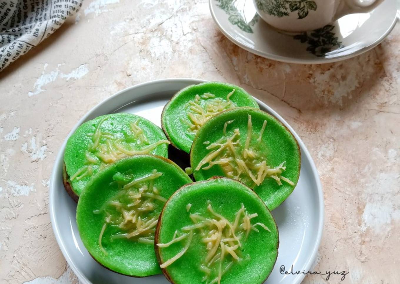 Resep Kue Lumpur Kentang Pandan Anti Gagal