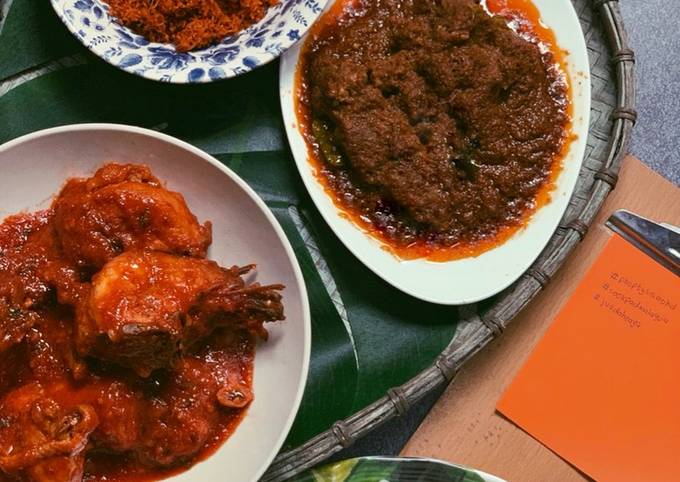 Ayam masak merah 
#phopbylinimohd
#cookpadmalaysia
#juadahraya - resepipouler.com