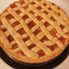A picture of Strawberry jam tart.