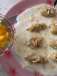தேங்காய் மாம்பழ ரோல் செய்முறை முக்கிய புகைப்படம்