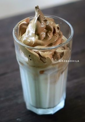 Foto resep Dalgona Coffee (Hasil Krim Kental Banget Tanpa Mikser)