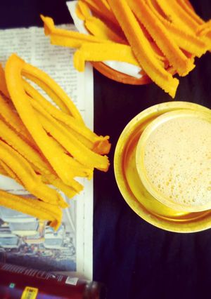 A picture of Ribbon Pakoda.